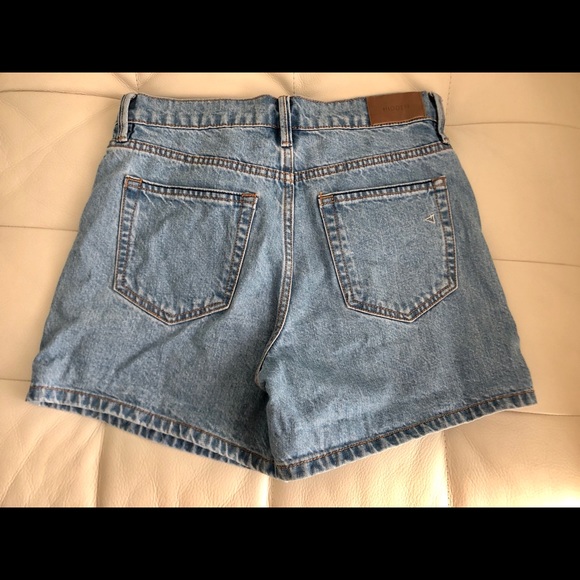 Hidden High Rise Denim Shorts size XS - Picture 2 of 2